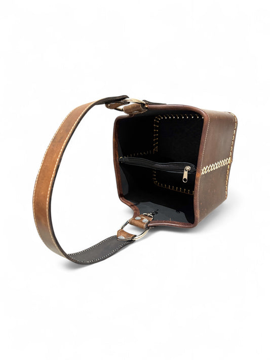 Matera a Cesta “Roma” in cuoio Marrone con Cuciture Premium