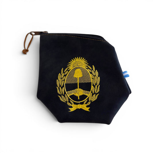 Yerbera in Cuoio Bordada "Escudo Nacional"